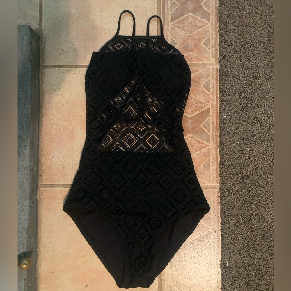 NWT AERIE BLACK ONE PIECE SWIMSUIT